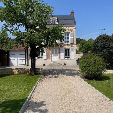 Bed & Breakfast La Maison Du Pere Pilon Avec Petit Dejeuner