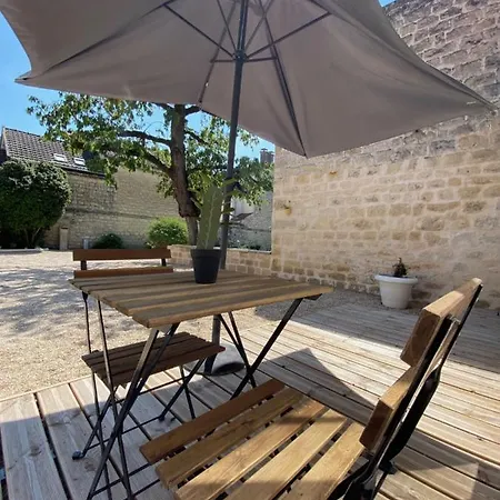 Alojamento de Acomodação e Pequeno-almoço La Maison Du Pere Pilon Avec Petit Dejeuner Auvers-sur-Oise